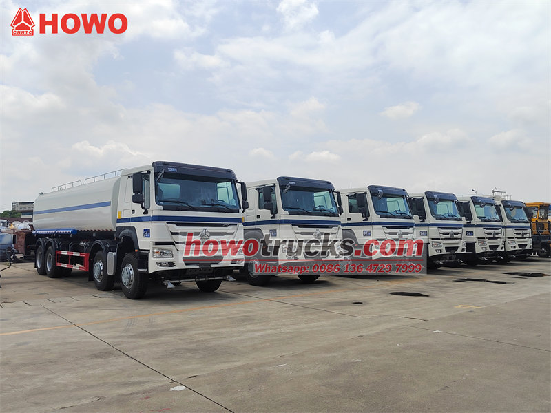 HOWO 4&times;4 water tanker truck for export