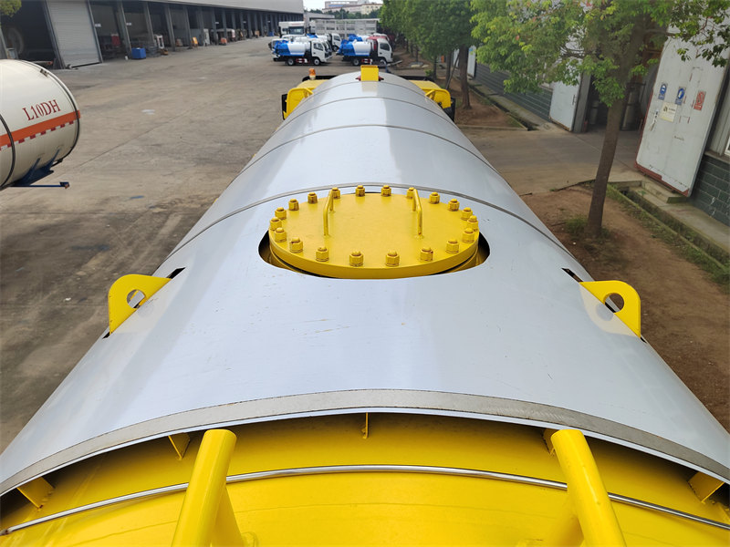 HOWO 6&times;4 LPG gas tanker truck