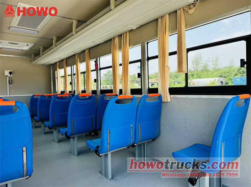 HOWO 4&times;4 Transport Soldier Truck Troop Carrier Carry 22 people