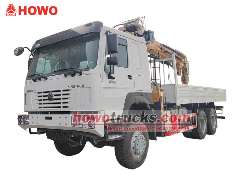 HOWO 6&times;6 AWD boom crane truck
