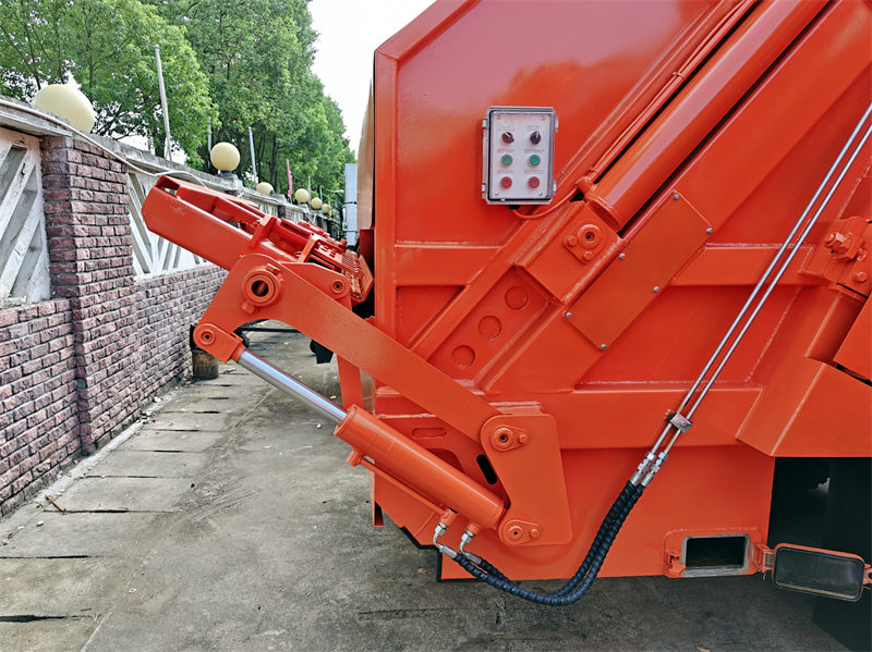 Howo garbage compactor truck