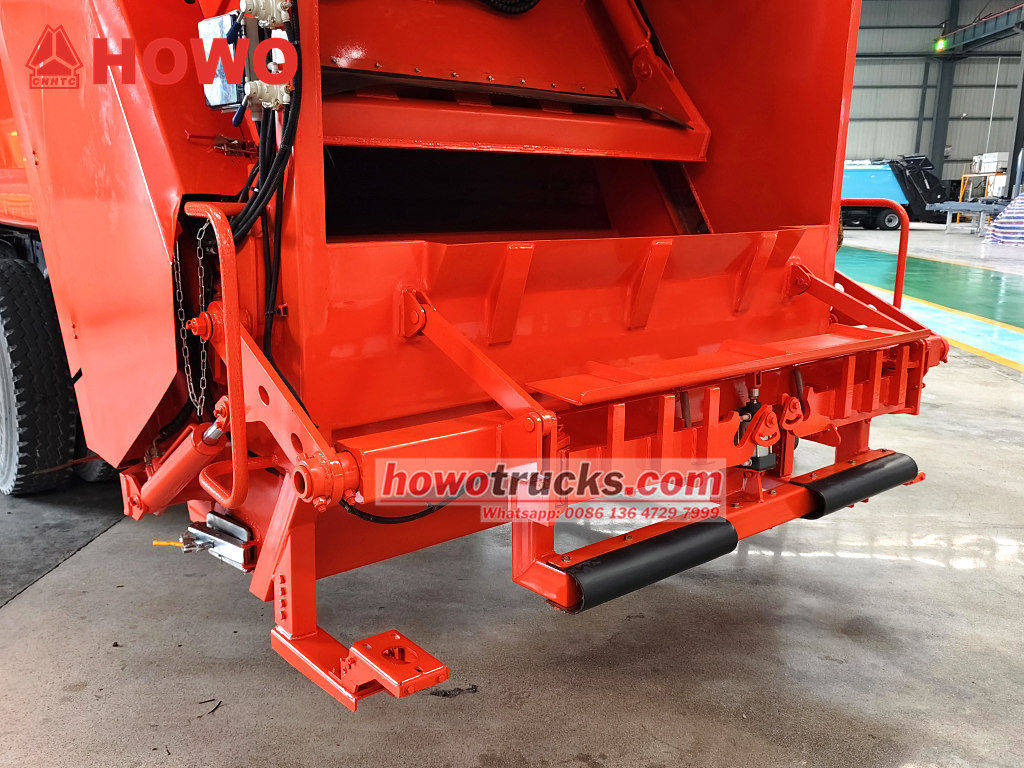 Rear Loder Compactor Body
