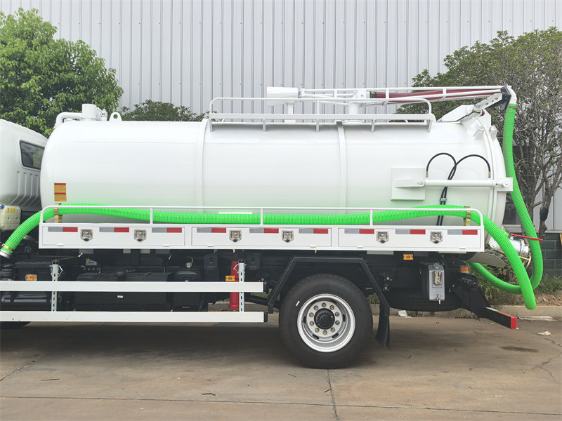 HOWO 10 cubic sewage suction truck HOWO 10 cubic sewage suction truck