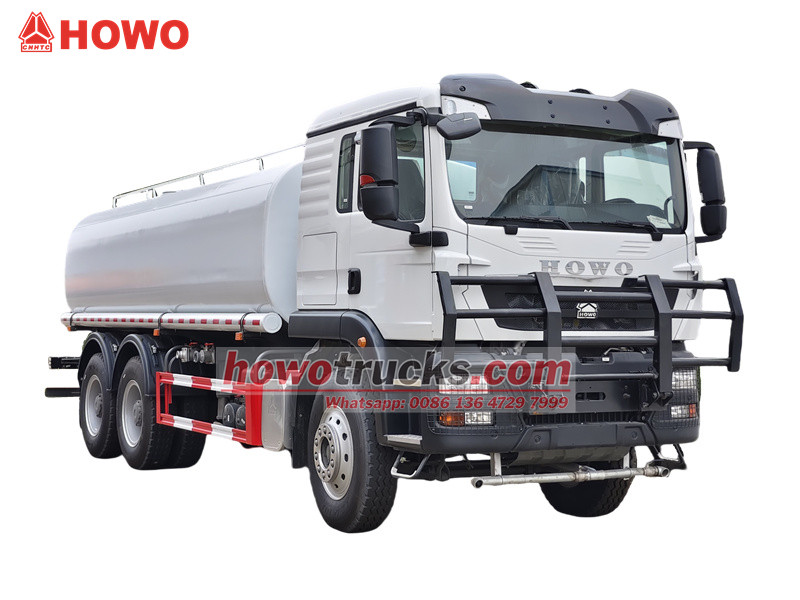 HOWO 6&times;6 AWD water truck