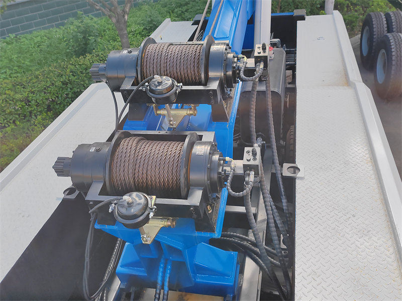 HOWO 8&times;4 recovery truck for sale