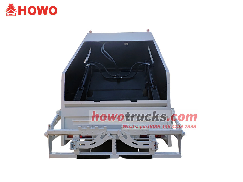 HOWO 8x4 30m&sup3; back loader compactor truck