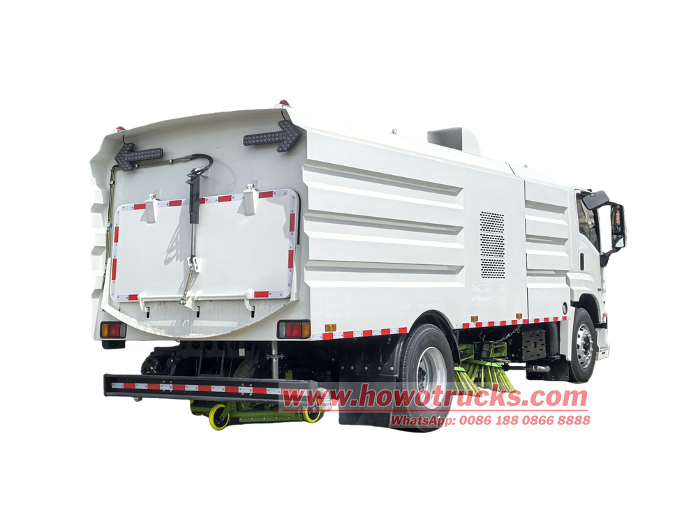 HOWO 4X2 street sweeper truck