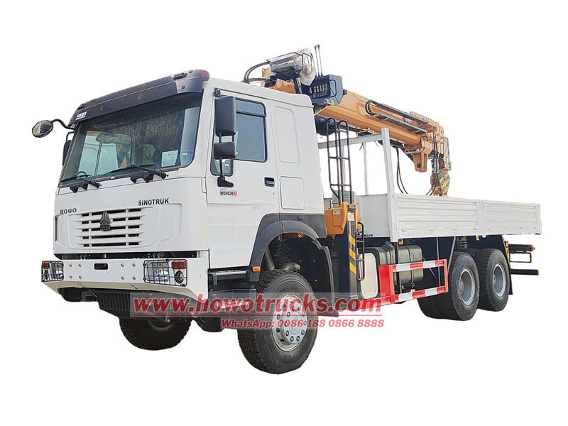 HOWO 6&times;6 knuckle boom truck