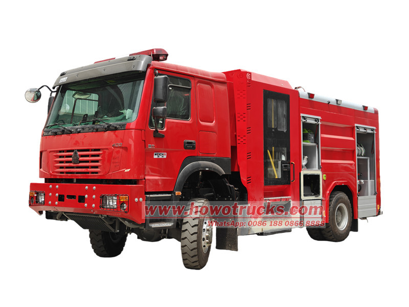 HOWO 4&times;4 all wheel drive fire engine
