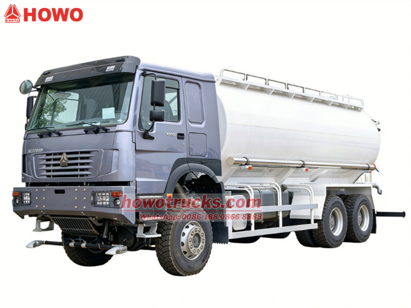 HOWO 6x6 water truck