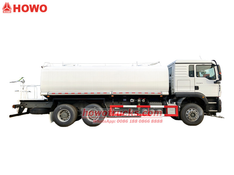 Howo 6x4 heavy water tank truck Howo 6x4 heavy water tank truck