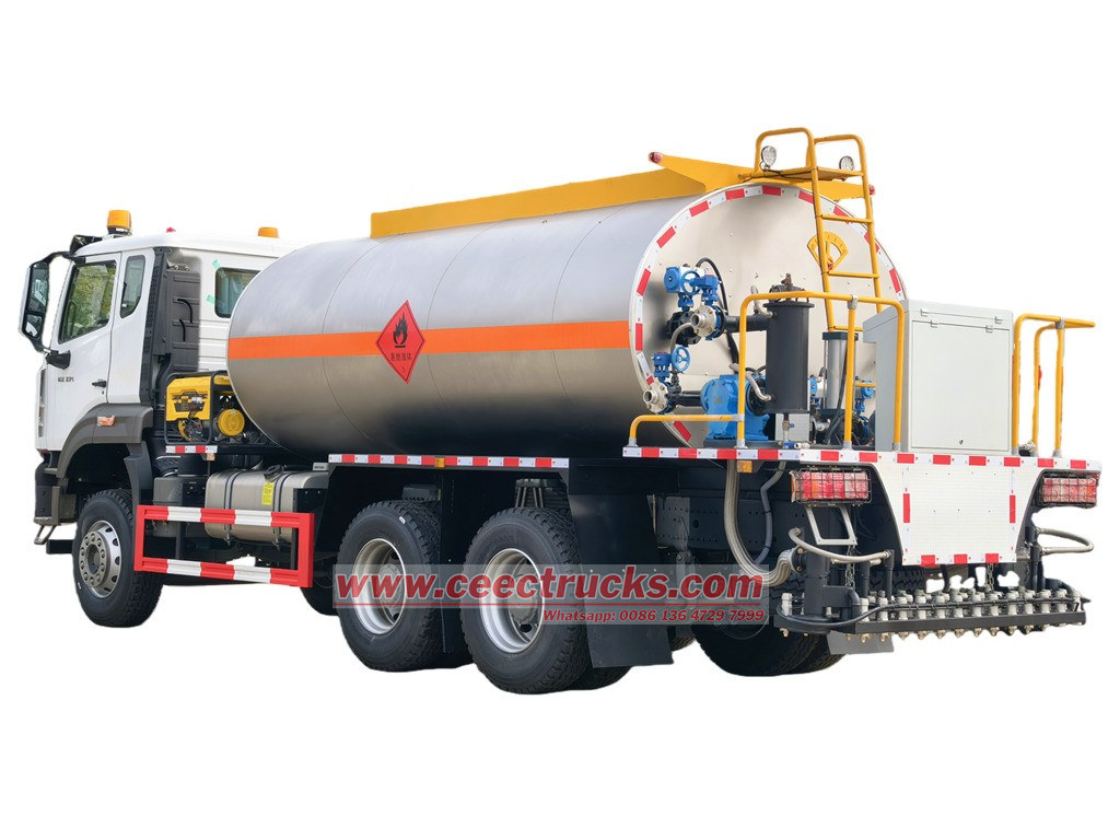 HOWO NX 15cbm bitumen distribution truck