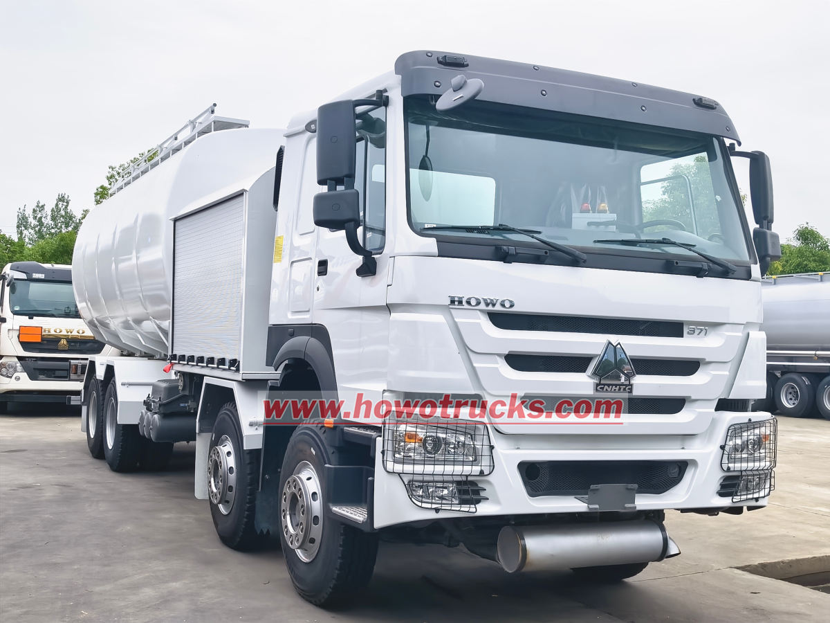 Airport ground support aircraft refuel tanker